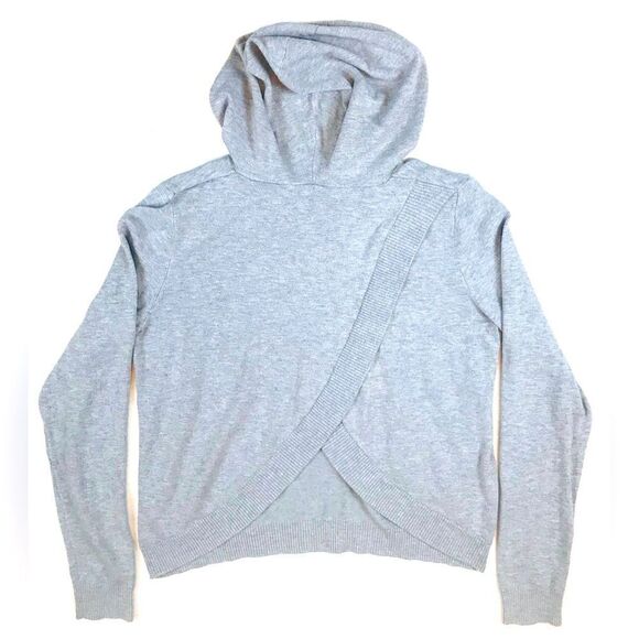 Fabletics Gray Cropped Light Hoodie Open Back - Women’s Medium‎ - Picture 12 of 12